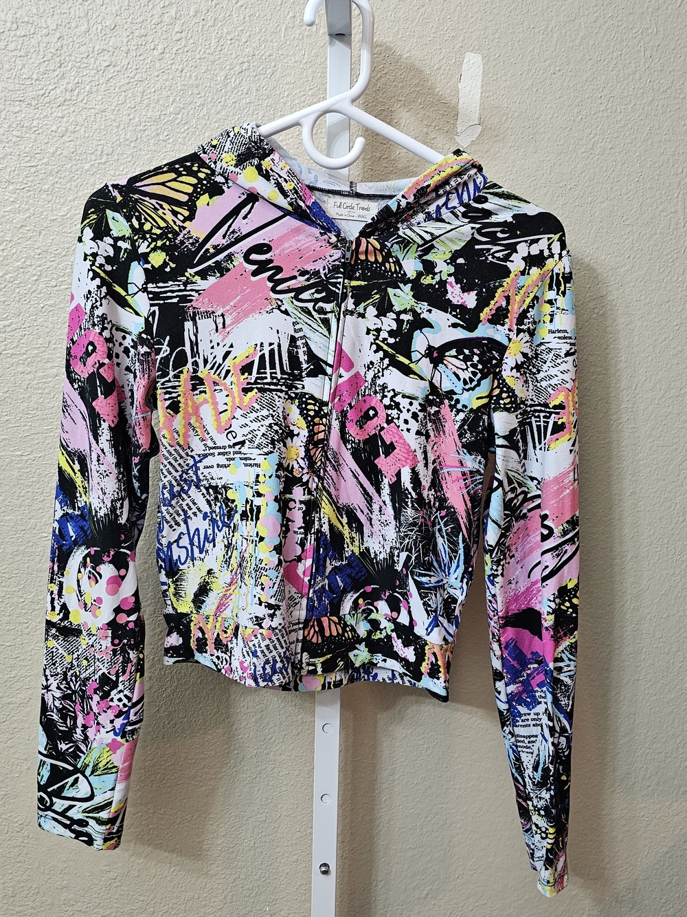 Women’s Multicolor Graphic Zip Hoodie with Hood Small